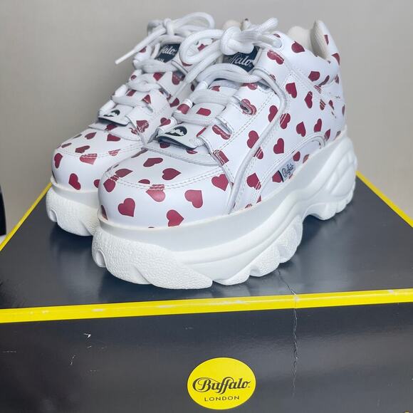 Platform Sneakers Buffalo Heart-Print White Chunky Sole Shoes Love-Themed shoes - Picture 5 of 7